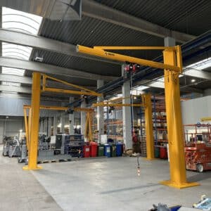 Kolomzwenkkranen van BKRS Crane Systems